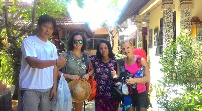 Liang House and Hostel — Hotel in Bali