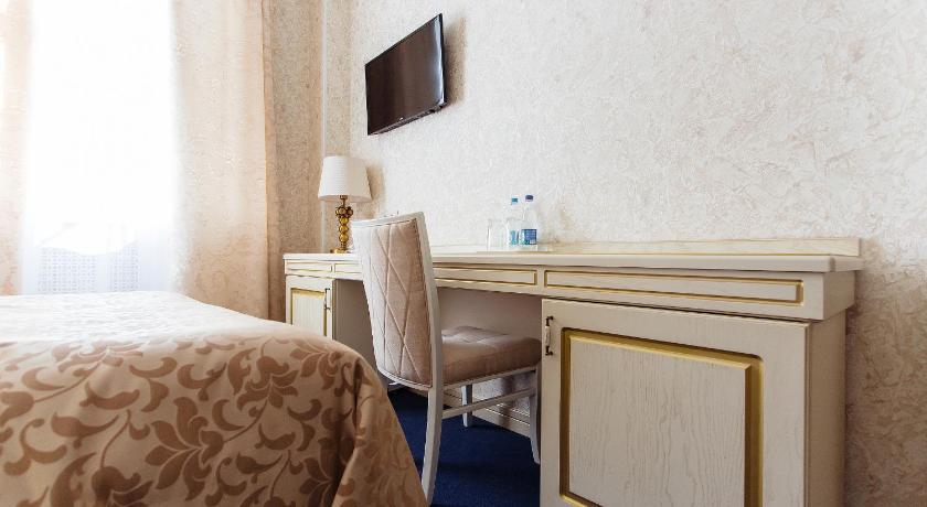 Golden Plaza Hotel photo