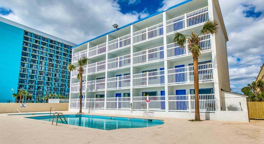 Beachcomber Inn & Suites photo