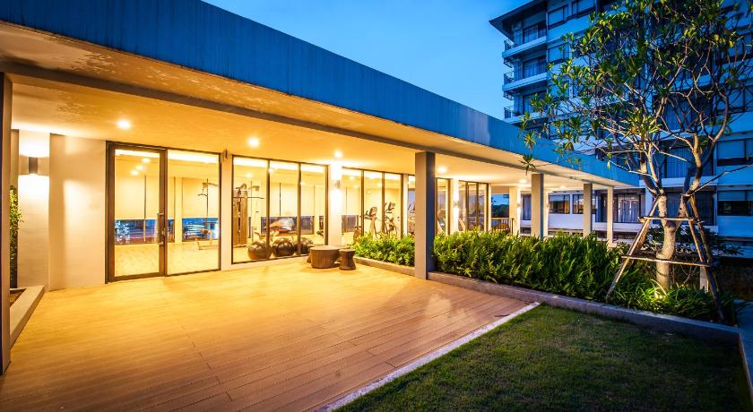 プラチンブリ Burgundy Residence 304 3つ星 ホテル レストラン