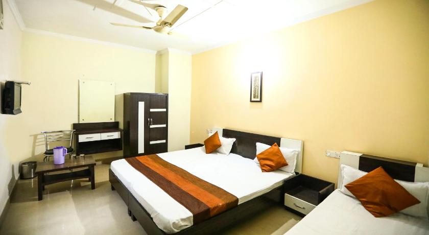 Hotel Sukhman International photo