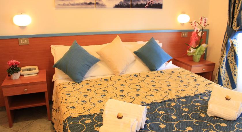 Standard Double or Twin Room, Hotel Paradise in Fano