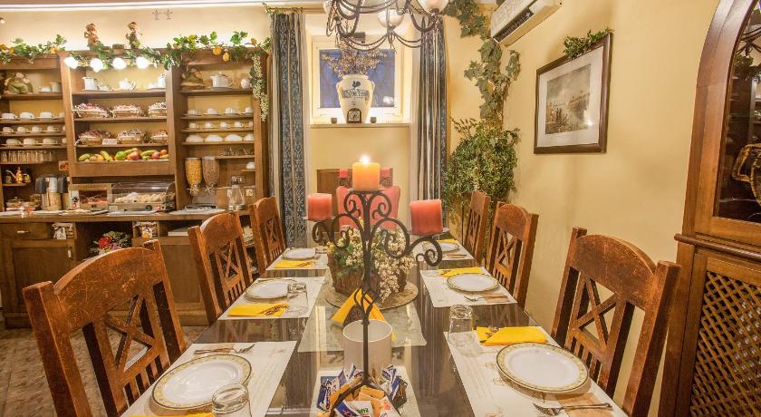 Alloggio dei Vassalli In the heart of the historic center - image 13