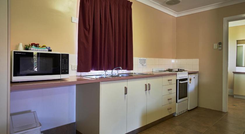 Jefferys Motel photo