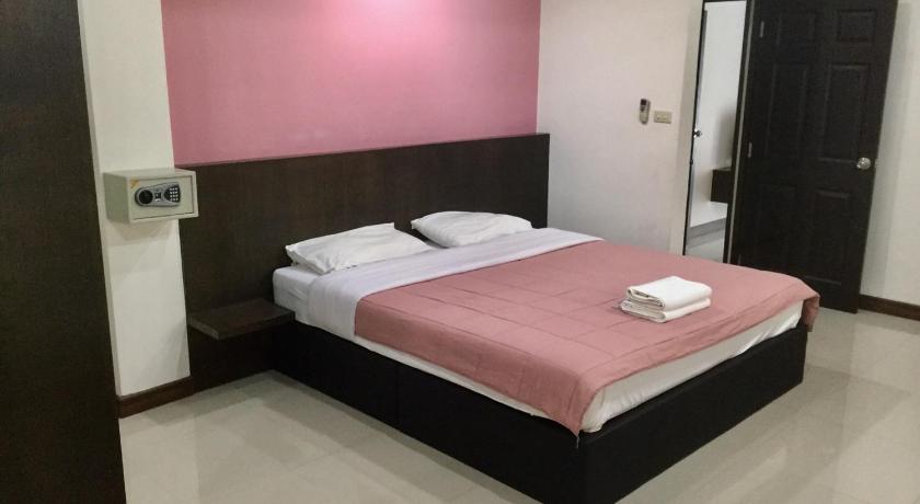 Image of Family Suite with Balcony 1