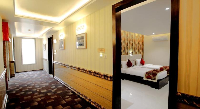 Pinnacle by Click Hotels, Lucknow