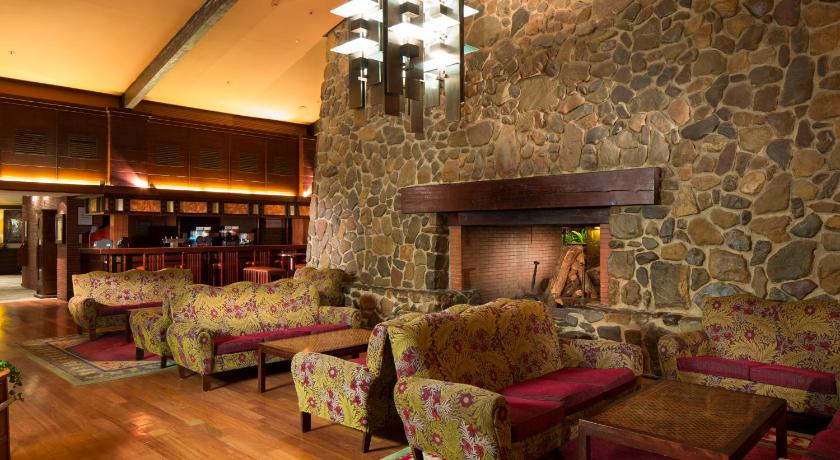 Disney's Sequoia Lodge®