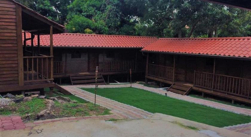 Cabanas Colindas — Hotel in Panama City