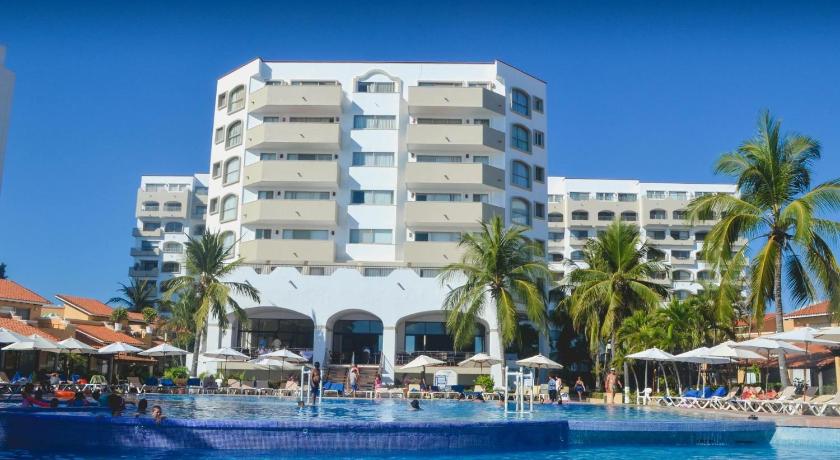 Best Price on Villas y Condominios en Ixtapa in Ixtapa
