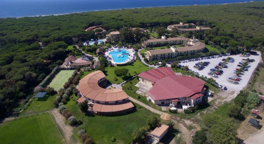 Horse Country Resort Congress &amp; Spa — Hotel in Arborea