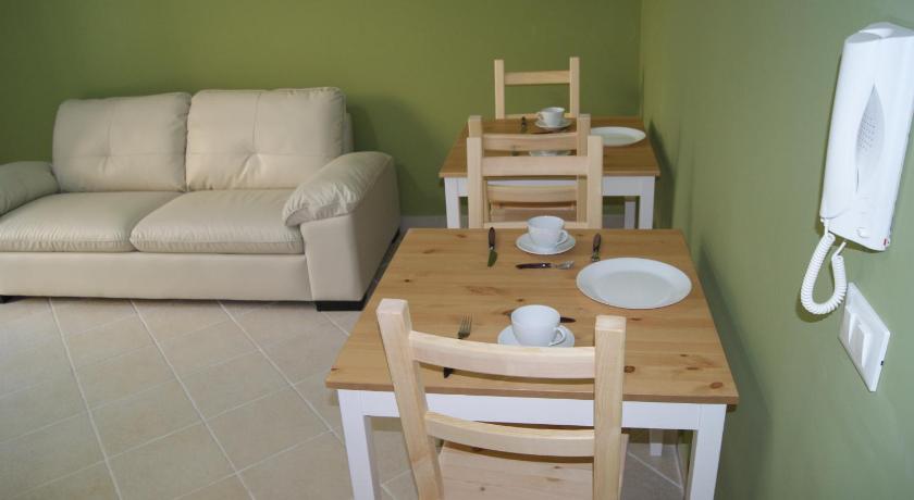 アウグスタ Guest House Golfo Xifonio 3つ星 ホテル レストラン