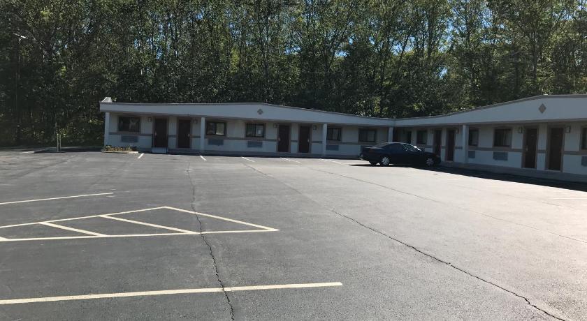 Skyview Motor Inn photo
