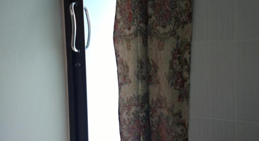 Image of Double Bed 7