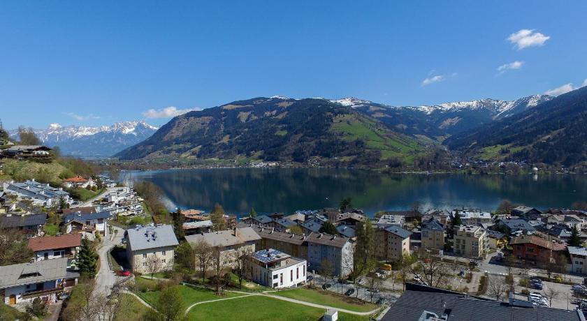 Appartement THE GOOD VIEW by All in One Apartments — Hotel in Zell Am See