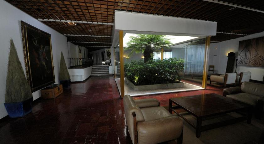 Flag Hotel Fatima Casa Das Irmas Dominicanas photo