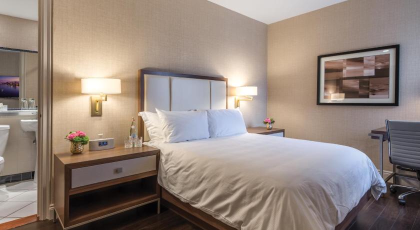Image of Petite Double Room 1