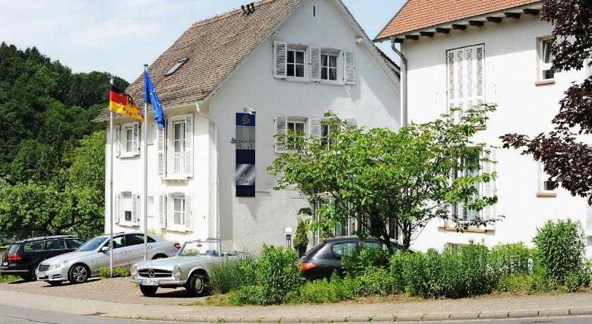 Hotel Restaurant Sengscheider Hof — Hotel in St. Ingbert