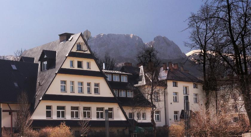 Pensjonat Adria — Hotel in Zakopane