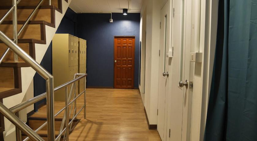 Phresh Hostel 77 Soi On Nut 10 Sukhumvit 77 Suanluang - 