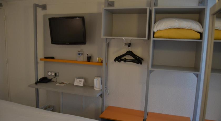 Image of Comfort Room 11