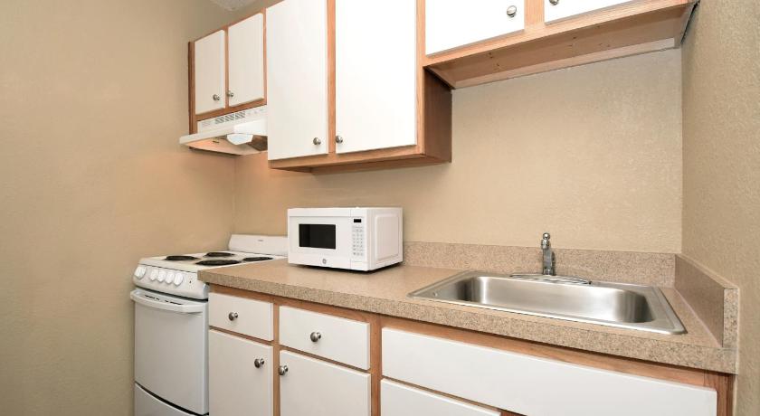 Extended Stay America Suites - Raleigh - North Raleigh - Wake Towne Dr.