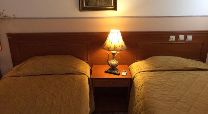 Image of Double Room with City View 6