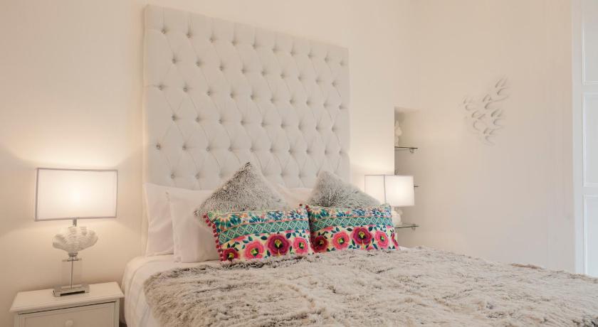 The Rooms at Bardons — Hotel in Kilcullen