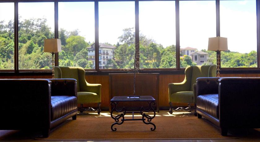 Crosswinds Nature View Suite photo