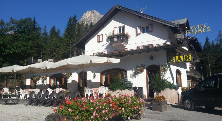 Hotel Fiames photo