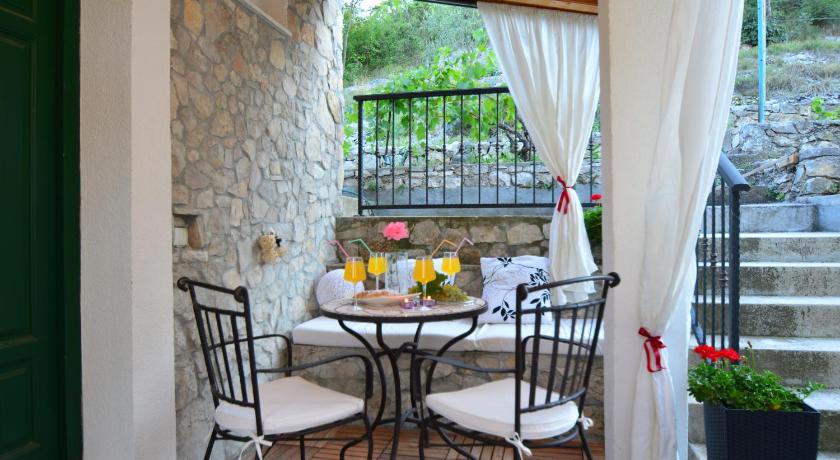 Green Door Apartment Zaton Sibenik Knin Croatia Photos Room