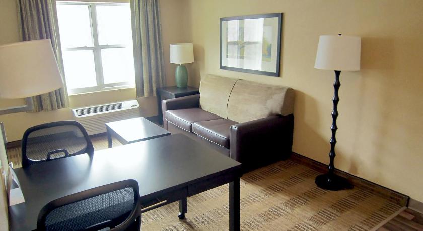 Extended Stay America Suites - Detroit - Novi - Orchard Hill Place