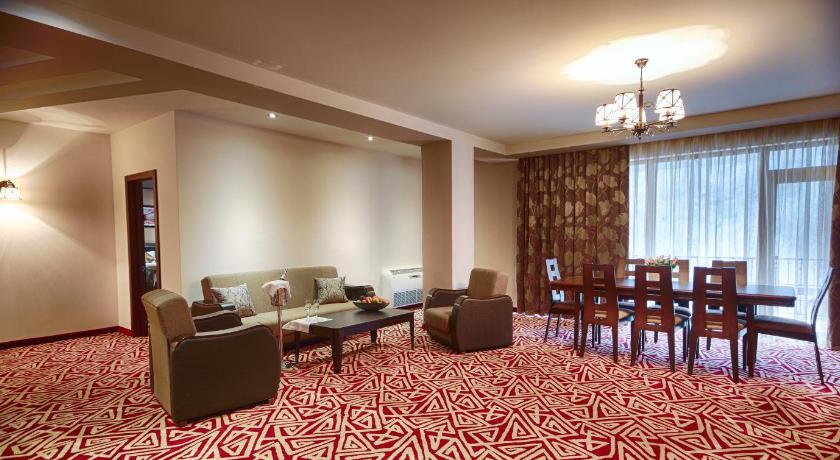 Image of Family Suite 9