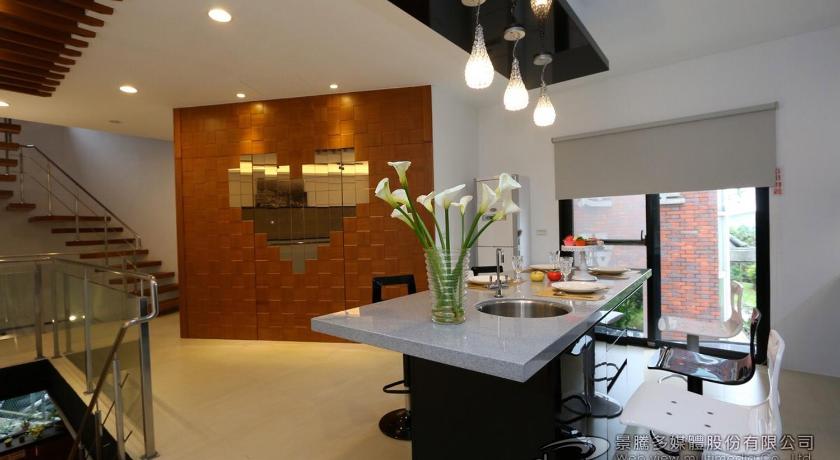 Qing Xin Ju Homestay — Hotel in Yilan