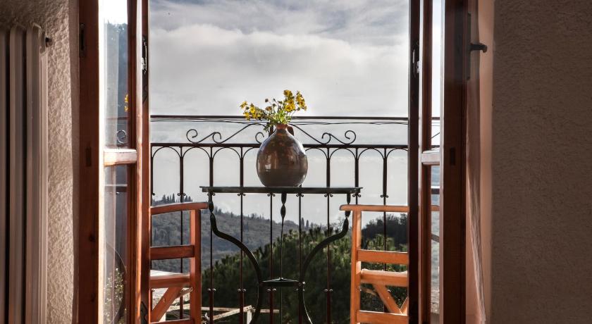 Villa Kastania photo