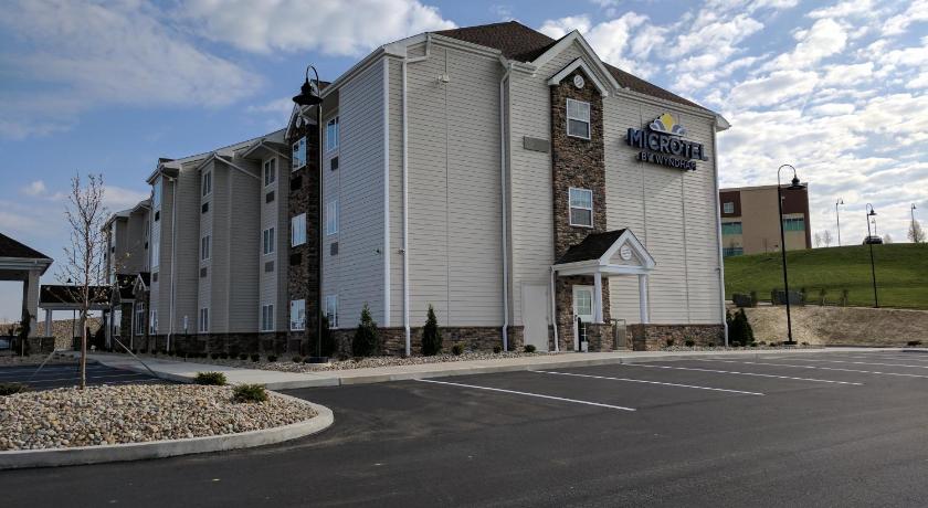 Microtel Inn & Suites by Wyndham Clarion