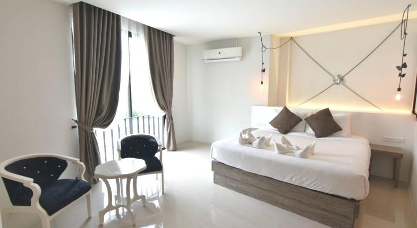 サラブリー Chuan Chom The High Resort 3つ星 ホテル 外観