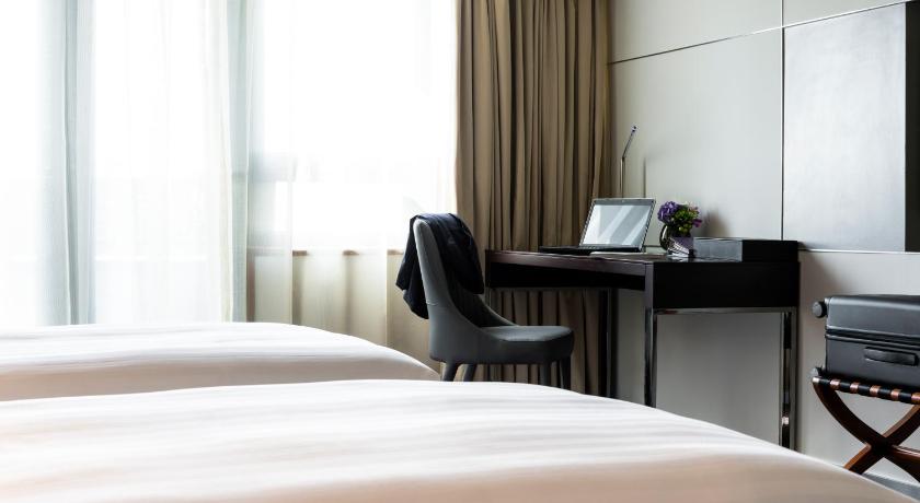 Фото: Улучшенный номер с 2 односпальными кроватями (Superior Room 2 Single Beds) 5