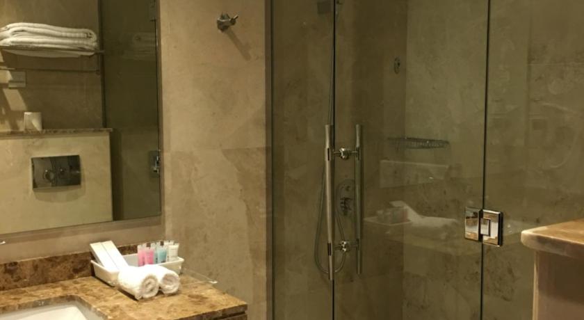 Velvet Inn Hotel Suites photo