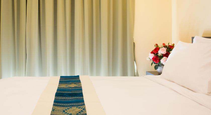 Image of Standard King Room Non-Smoking 12