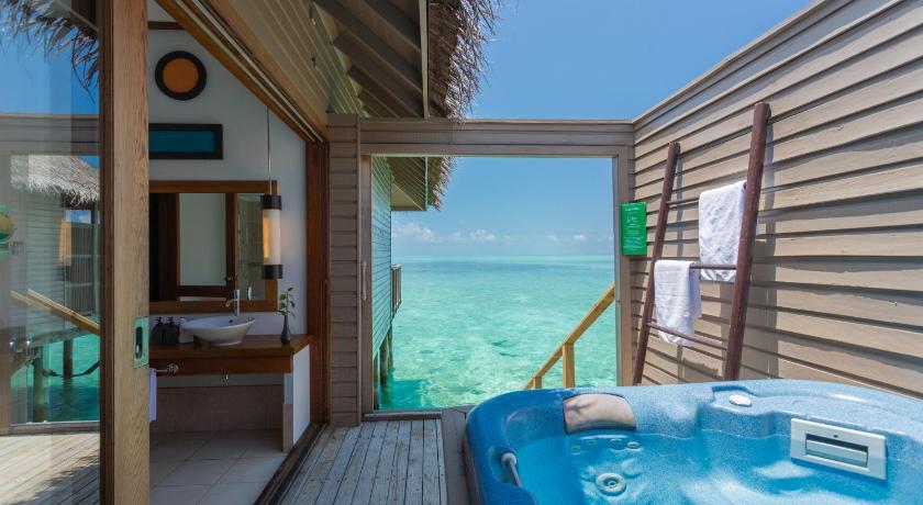 Image of Jacuzzi Water Villa 6