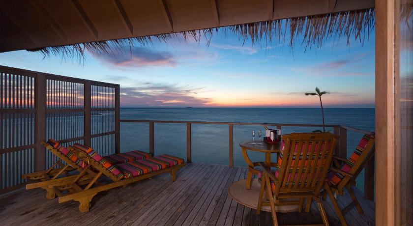 Image of Jacuzzi Water Villa 7