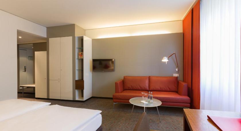Vienna House Easy by Wyndham Stuttgart photo