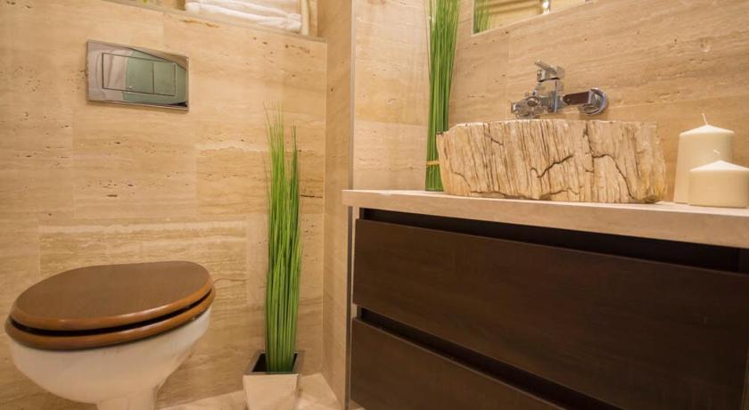 Gold Apartman photo