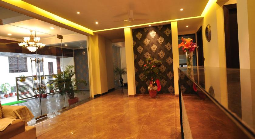 ANAND BHAWAN Budget Luxury Hotel