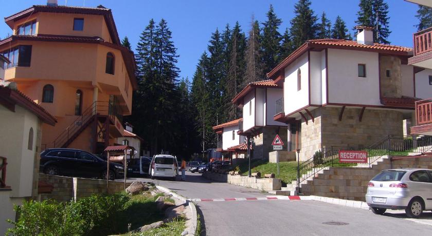 Snow White's Secret Chalet in the Forest — Hotel in Pamporovo