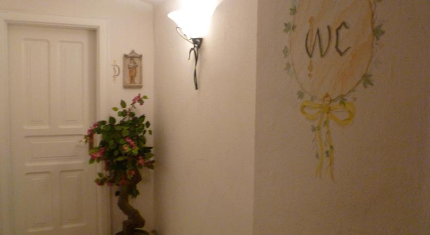 Apartment Grattschlossl — Hotel in Sankt Johann in Tirol
