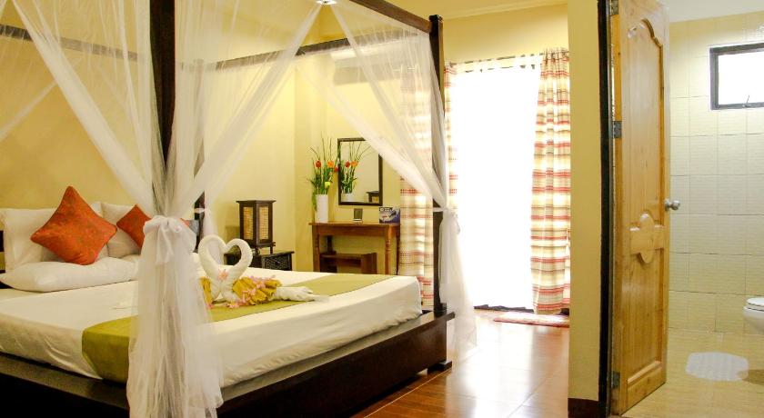 ボラカイ Sulu Sea Boutique Hotel 2つ星 ホテル レストラン