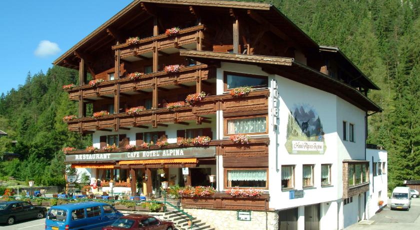 Hotel Alpina Regina — Hotel in Biberwier
