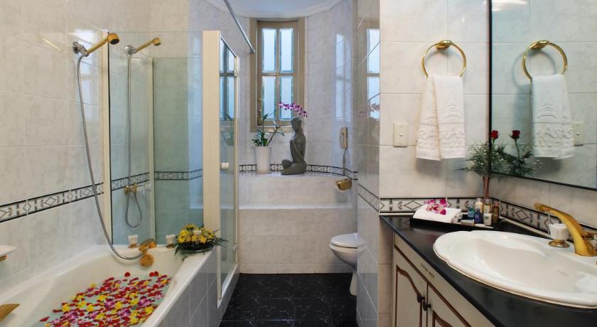 Zdjęcie: Grand Executive Suite King City View or Balcony View 2