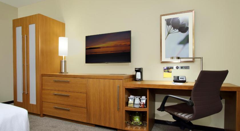 Image of King Bed High Floor (with Sofa Bed) 6